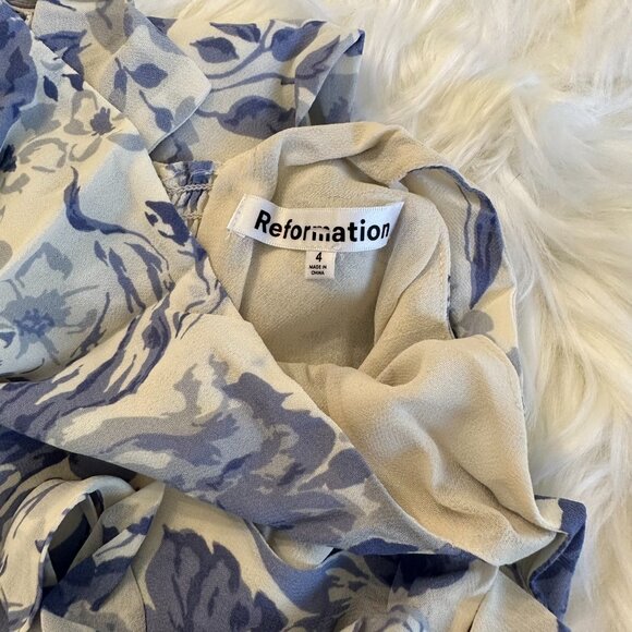 Reformation Twilight Dress in Lucerne - Picture 12 of 13